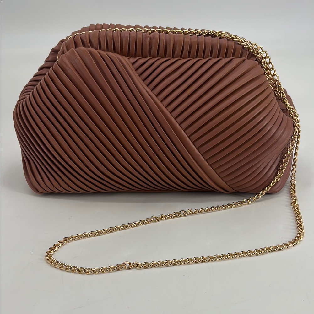 Vintage Y2K Minimalist Vegan Leather Pleated Textured Woven Clutch Crossbody Bag